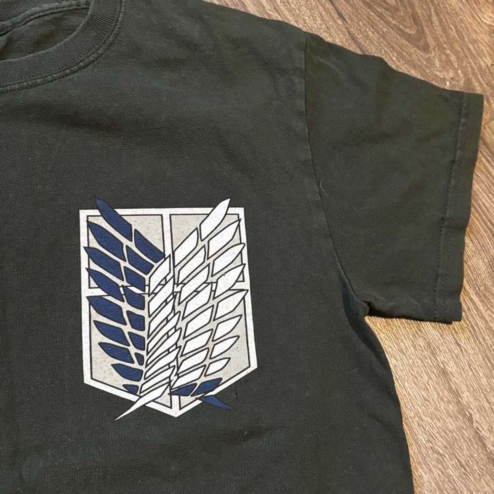 Ripple Junction Green Attack on Titan Season 2 Tee - Picture 2 of 4